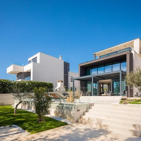 Acacia With Heated Pool Villa Petrcane