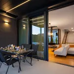 Acacia With Heated Pool Βίλα *
