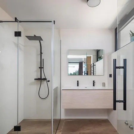 Acacia With Heated Pool 别墅 佩特坎内