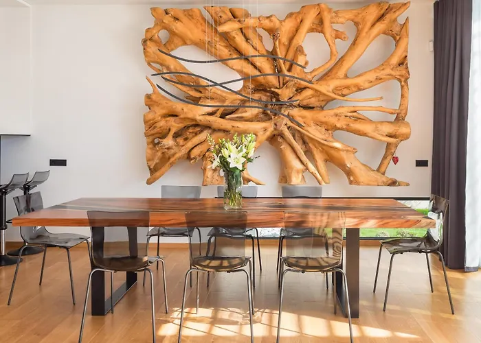 Вилла Acacia With Heated Pool Петрчане